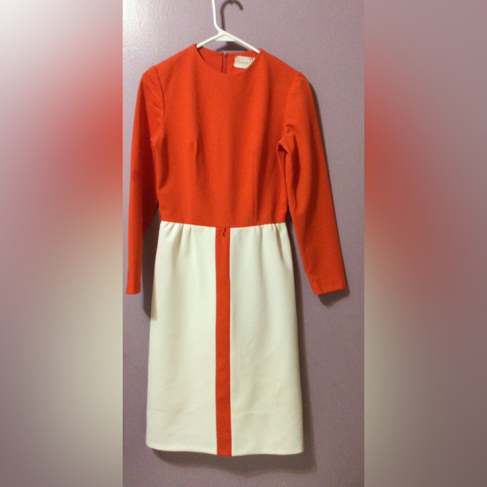 Ladies orange and beige vtg dress